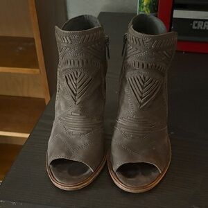 Vince Camuto Taupe Peep-Toe Ankle Booties